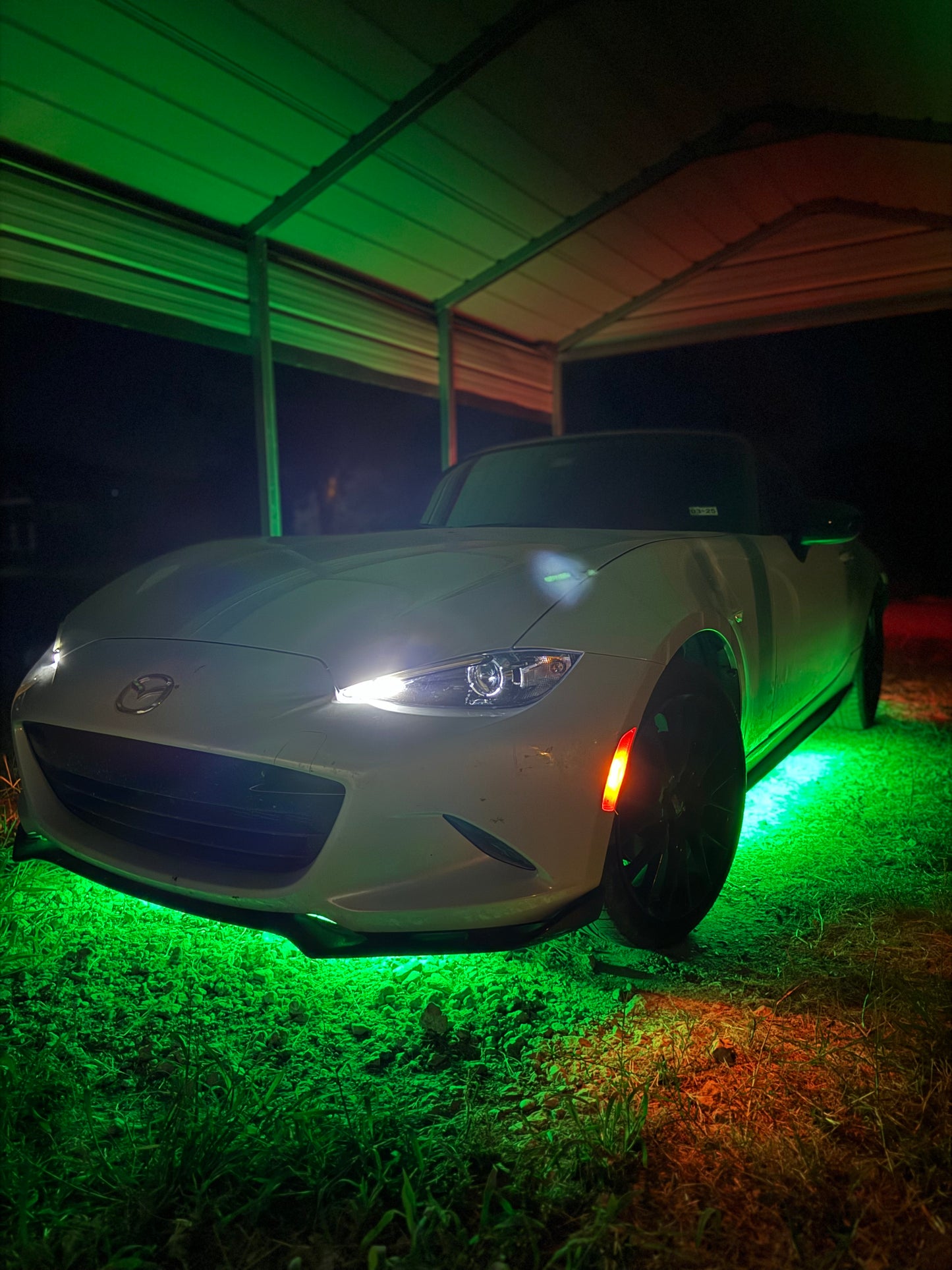 UNDERGLOW-X | NEON LED UNDERBODY PLUG & PLAY KIT